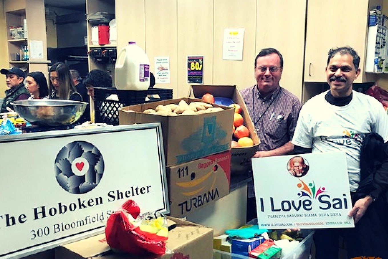Volunteers with staff at The Hoboken Shelter, New Jersey